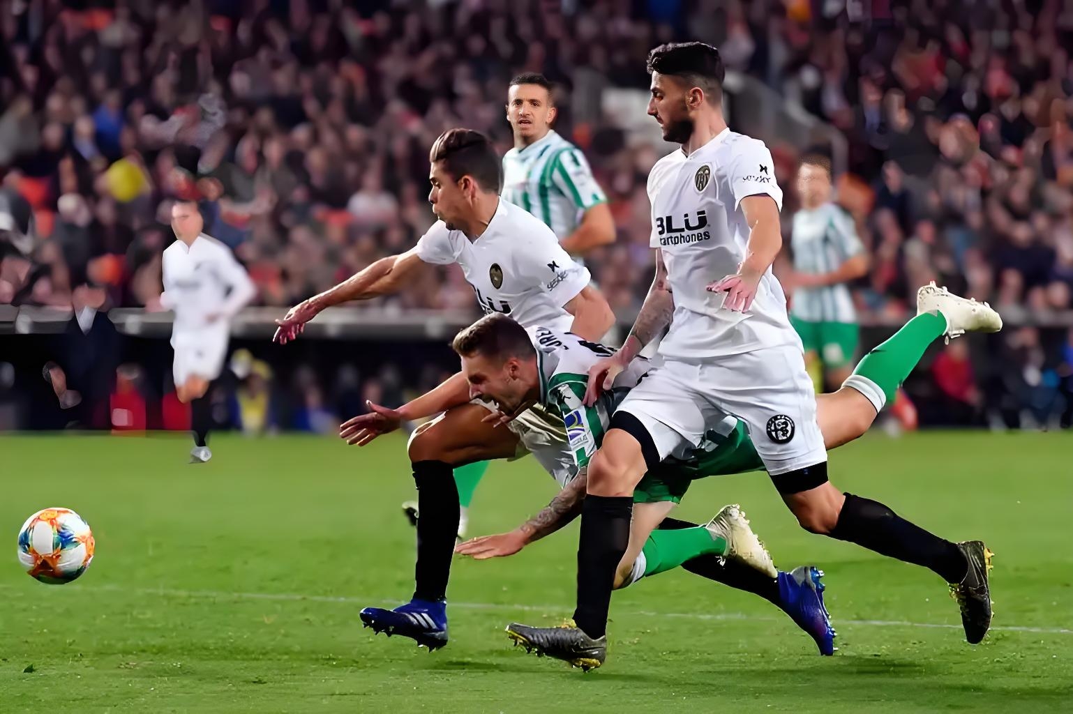 欧冠半决赛多特蒙德vs大巴黎-开云综合入口