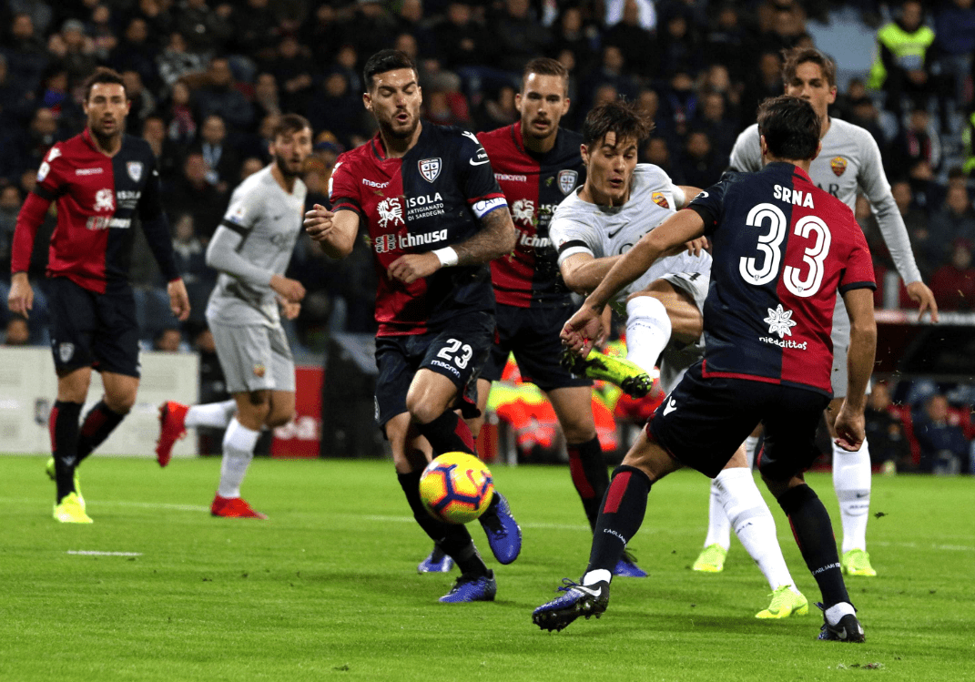 关于意甲赛程吃紧；塞维利亚赛后更衣室发声；气氛紧张；阵容厚度经受考验的信息